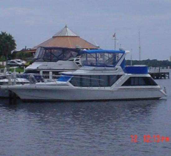 44' Bluewater Yachts Costal Cruiser