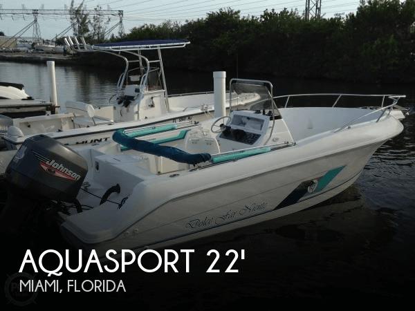 22' Aquasport 205 Osprey