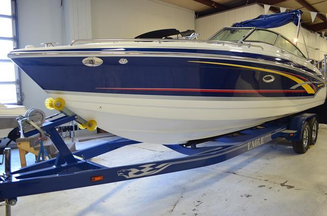 26' Formula 260 BOW RIDER