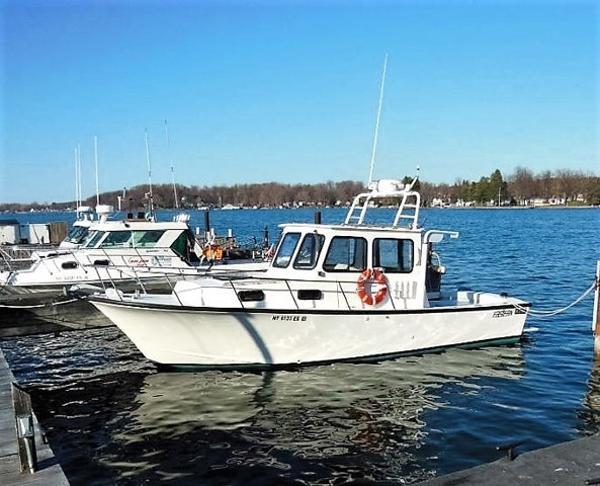 27' Eastern 27 Lobster Fisherman