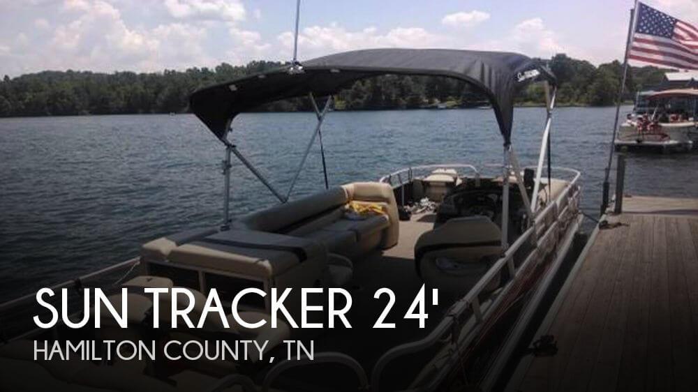 24' Sun Tracker Fishin Barge 24 DLX