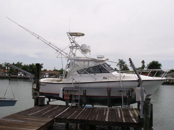 33' Rampage Sportfisherman