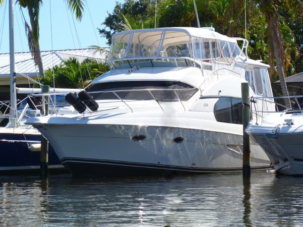 43' Silverton 43 Motor Yacht