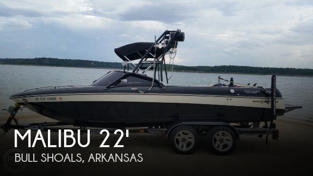 22' Malibu 23 LSV Wakesetter