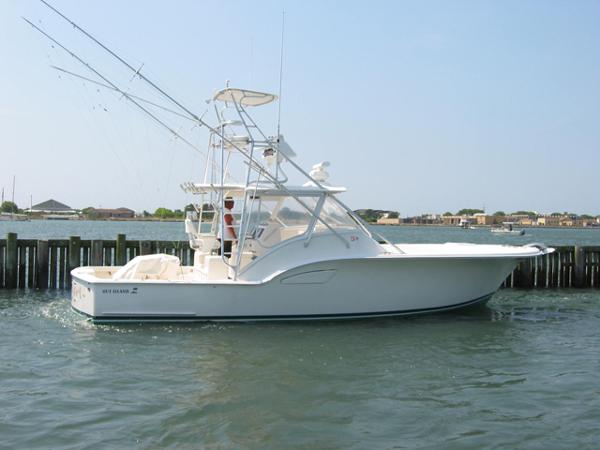 38' Custom Carolina Out Island 38 Express Fish