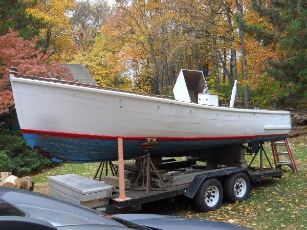 22' Hinckley Roustabout launch