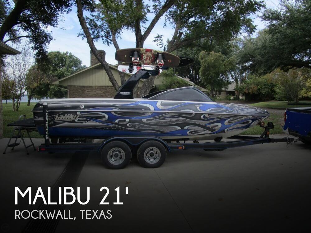 21' Malibu WAKESETTER 21 XTI