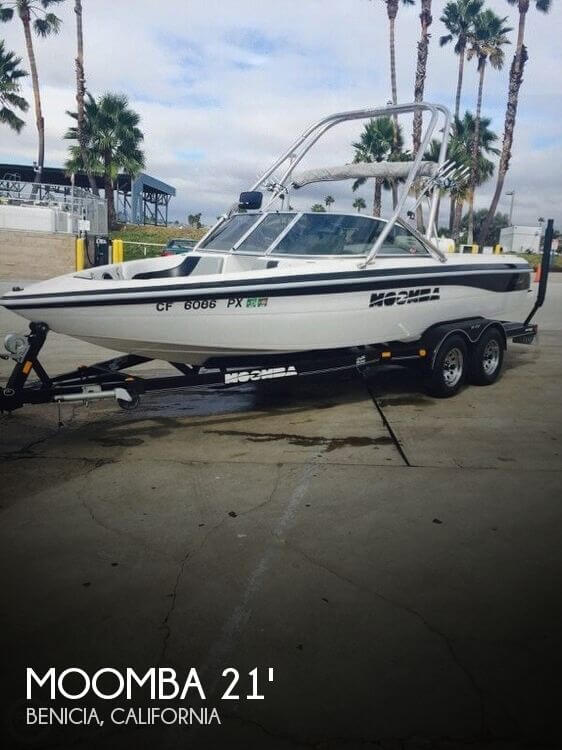 21' Moomba Outback LS 21
