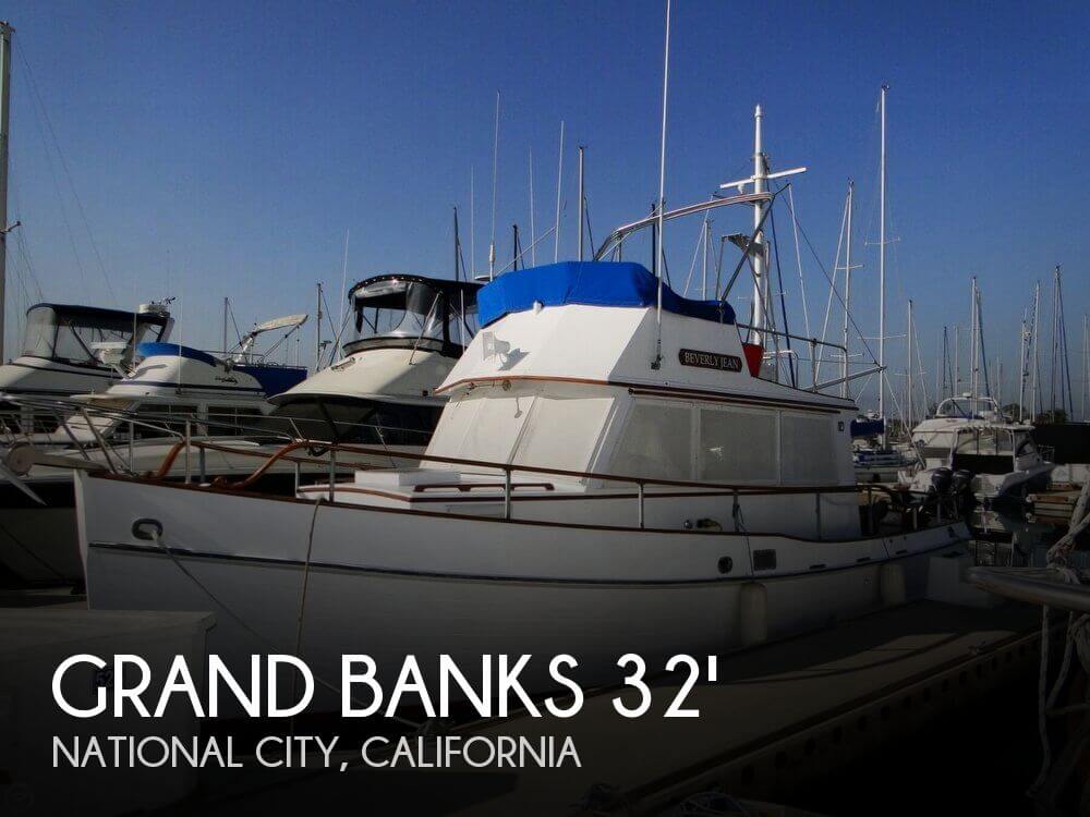 32' Grand Banks 32 Sedan