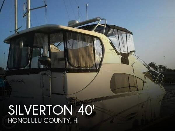 40' Silverton MY35 Aft Cabin