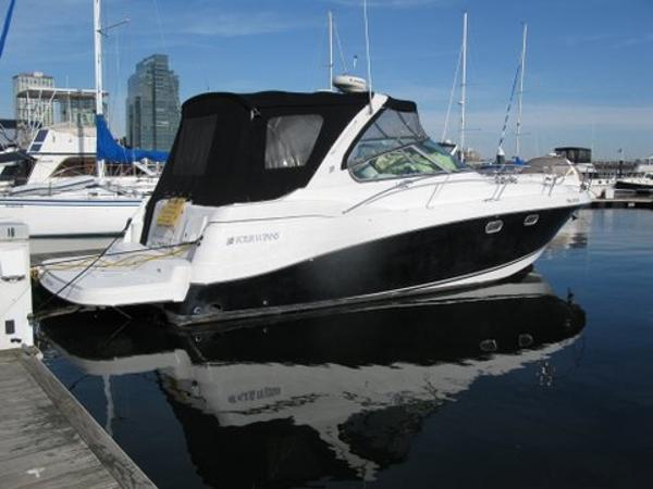 37' Four Winns 378 Vista