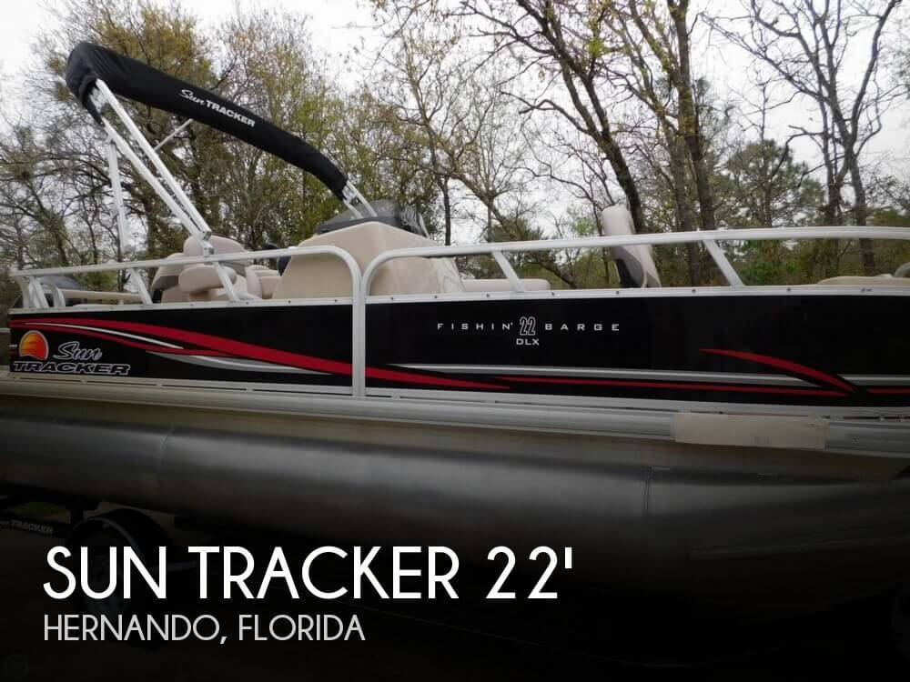 22' Sun Tracker Fishin' Barge 22 DLX Signature Series