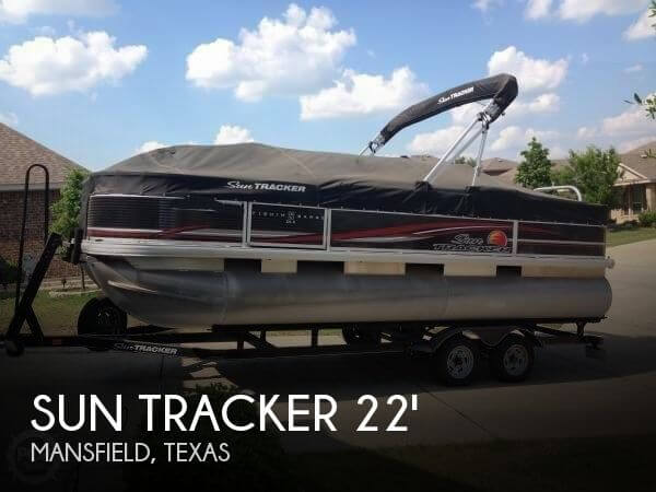 22' Sun Tracker Fishin Barge 22 DLX