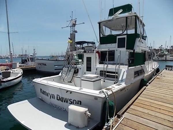 48' Uniflite Yachtfisher