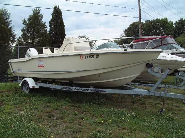 20' Scout Boats 202 Sportfish