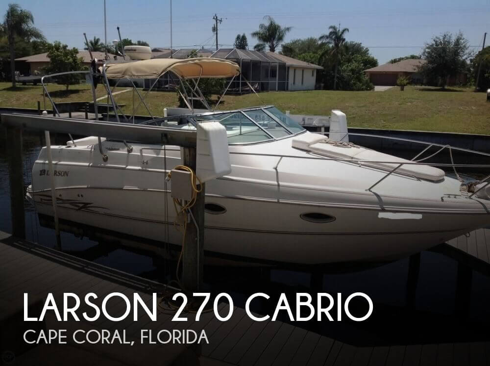 27' Larson 270 Cabrio