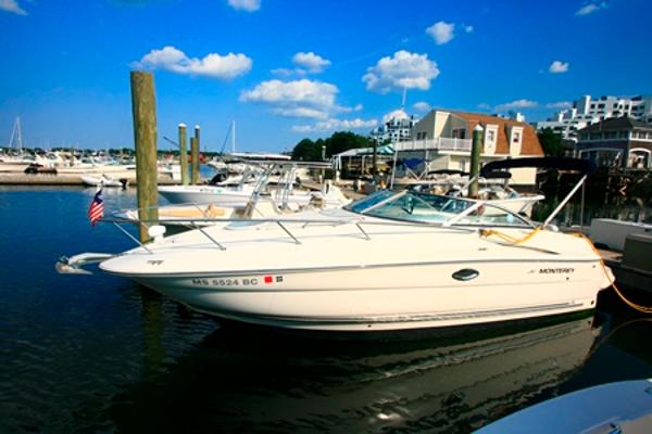 25' Monterey Sport Cruiser