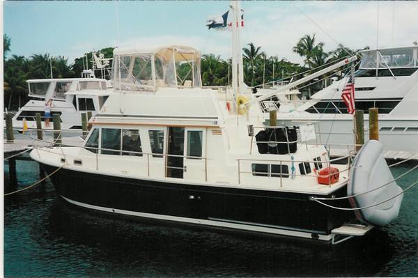 36' Sabreline Motor Yacht
