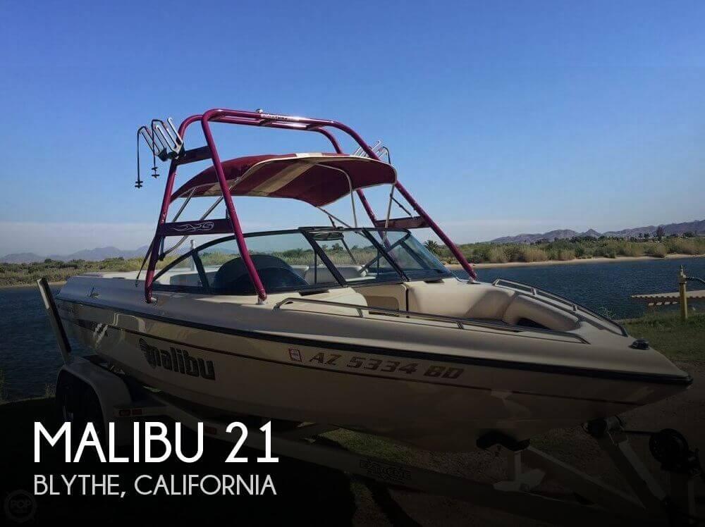 21' Malibu Sunsetter VLX