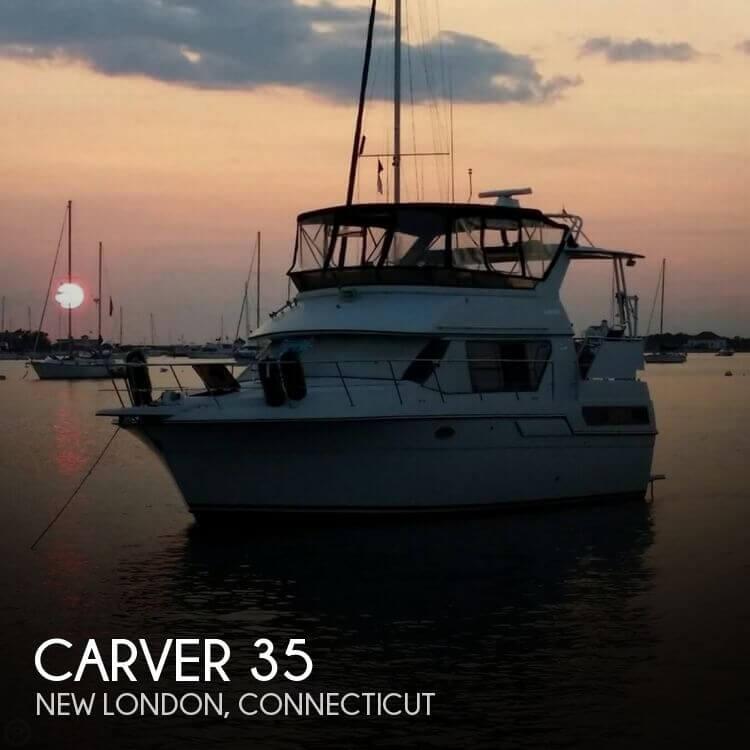 36' Carver 36 Aft Cabin