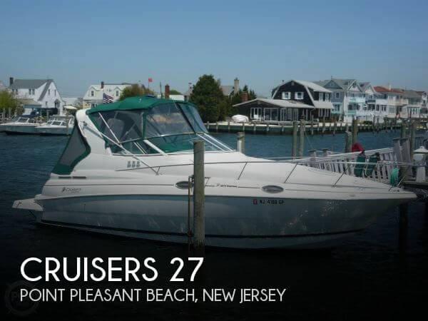 27' Cruisers Yachts Express 2870