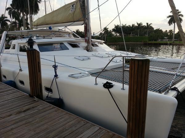 50' Voyage Yachts 500 Owner's Version