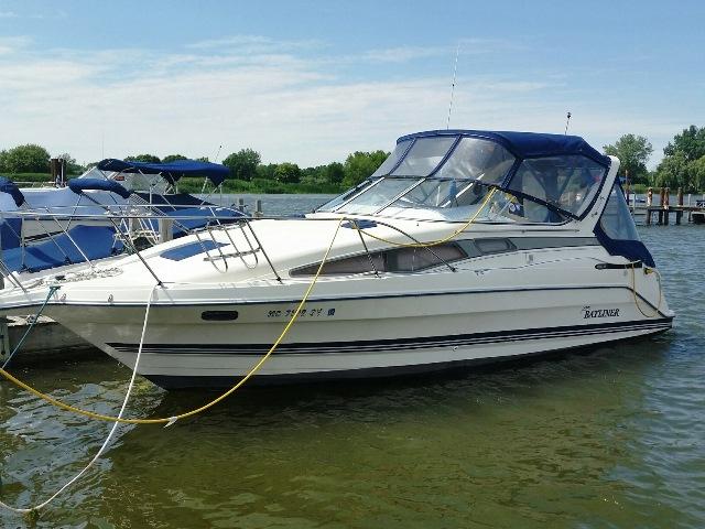 30' Bayliner 2855 CIERA