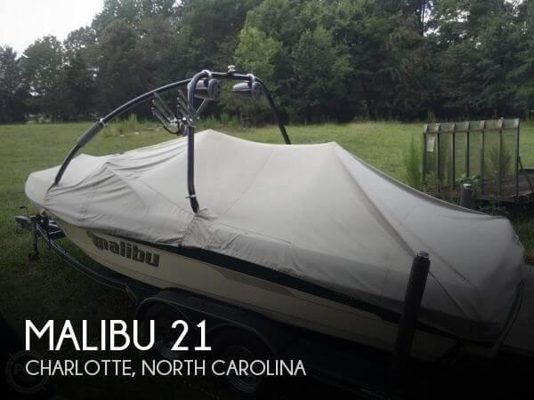 22' Malibu Sunsetter LXI