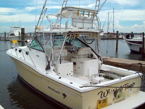 33' Wellcraft 330 Coastal