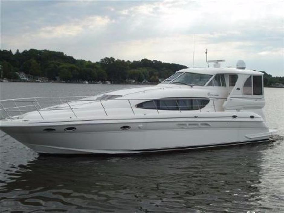 48' SEA RAY 480 Motor Yacht