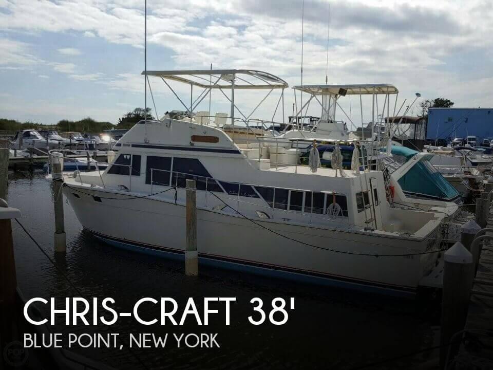 38' Chris-Craft 380 Corinthian