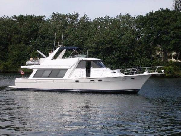 47' Bayliner 4788 Pilothouse