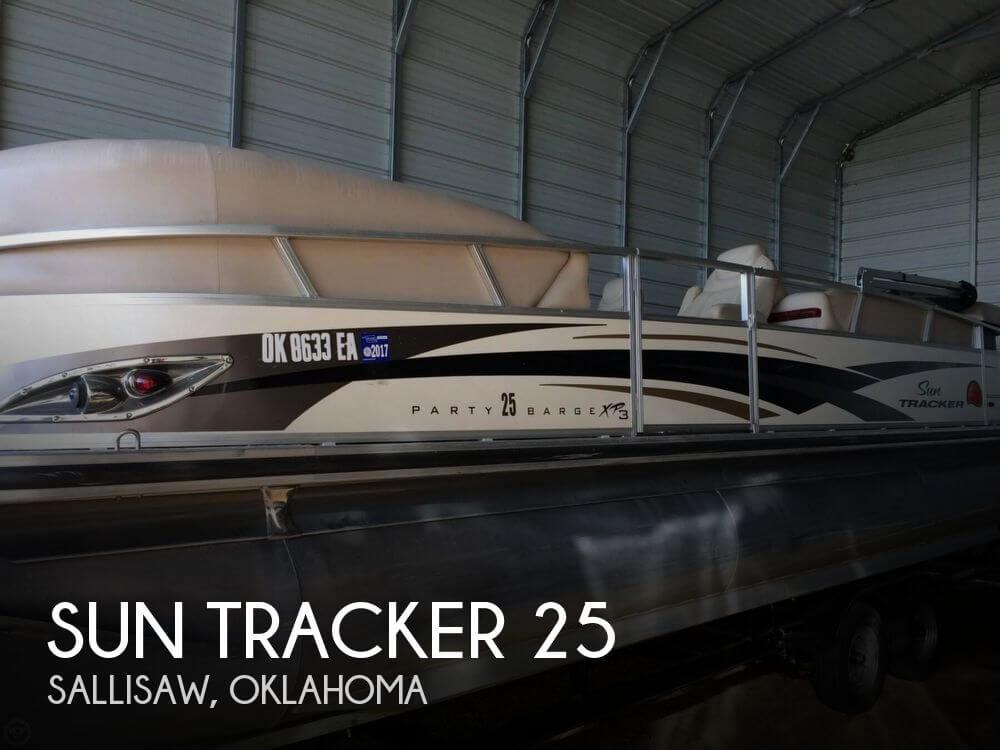 27' Sun Tracker 25 Party Barge XP3