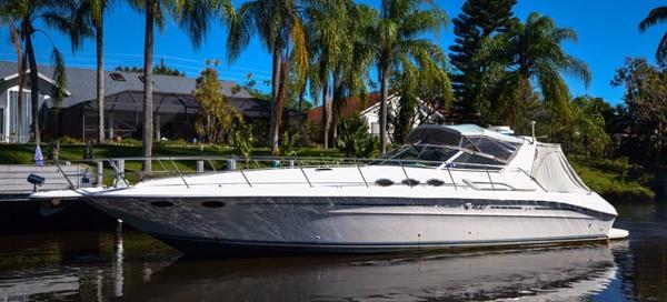 40' Sea Ray Express Cruiser