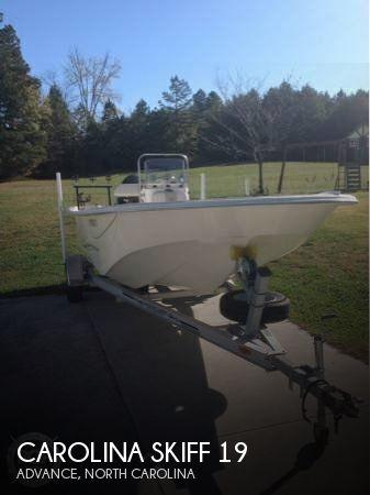 19' Carolina Skiff 198 DLV