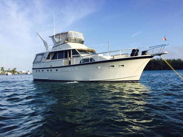 53' Hatteras Aft Cabin