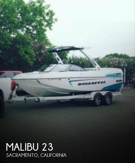 25' Malibu 23 LSV Wakesetter