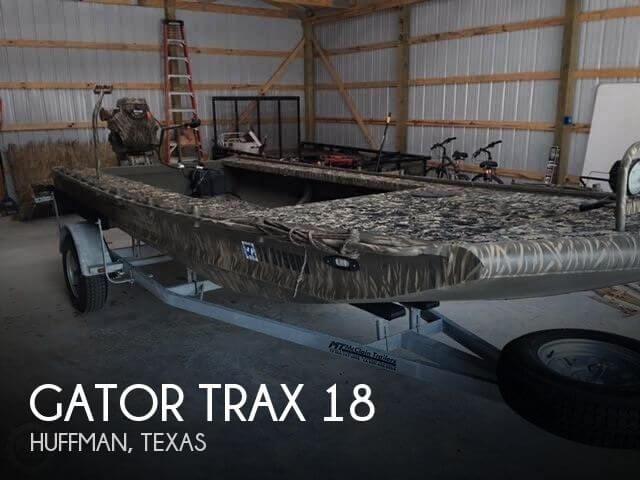 17' Gator Trax Genn II 3 Man