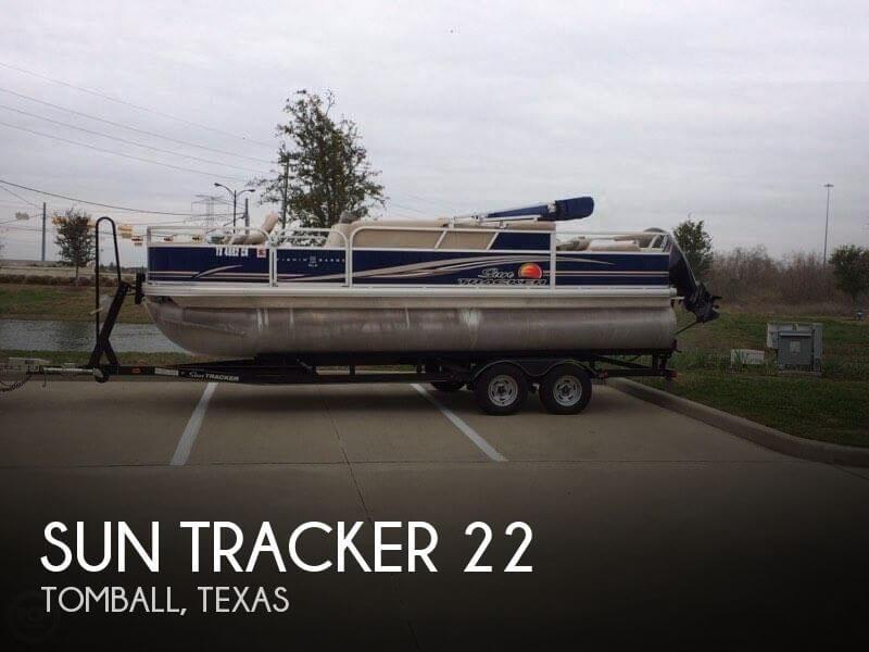 22' Sun Tracker Fishin Barge 22 DLX