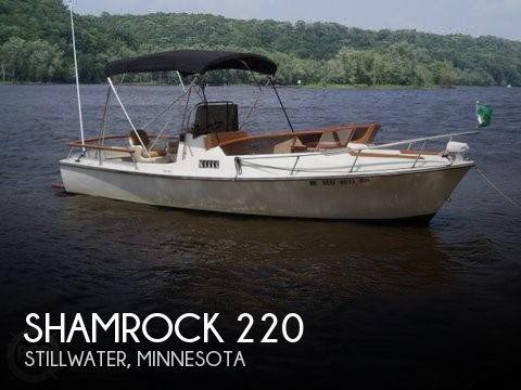 20' Shamrock 220