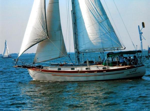 37' Tayana 37 Voyager Cutter