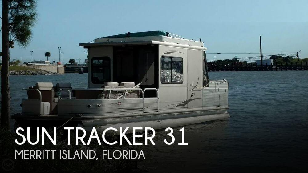 31' Sun Tracker Party Cruiser 32