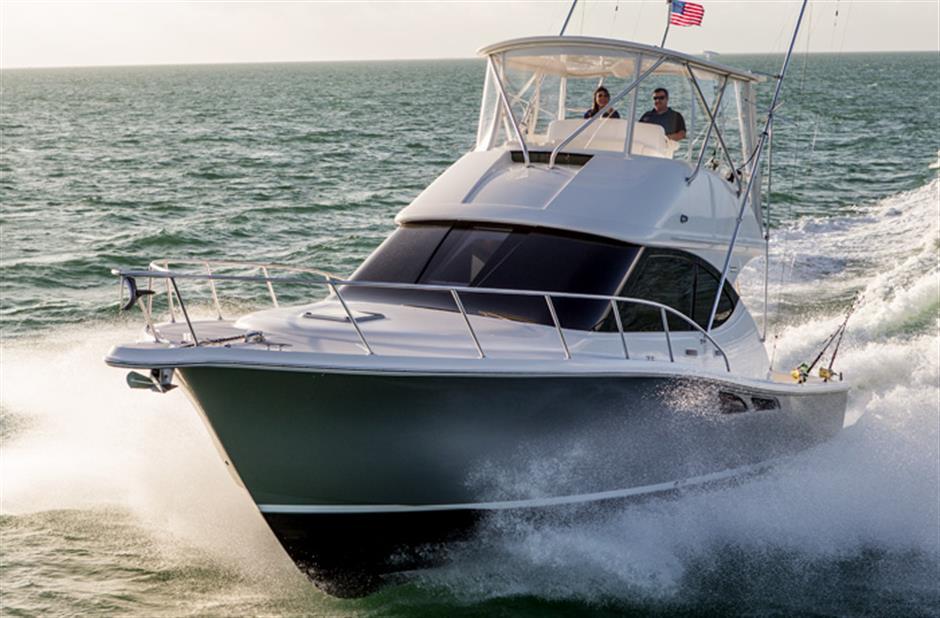 39' TIARA 3900 Convertible