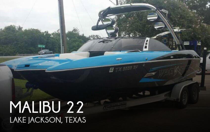 22' Malibu Wakesetter 22MXZ