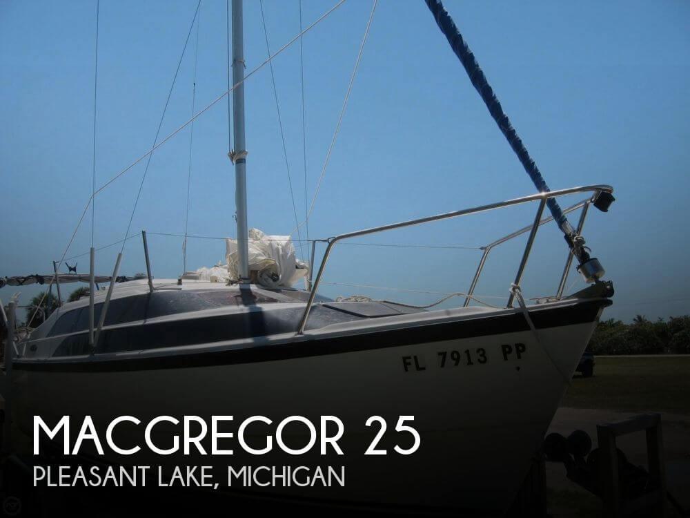 25' MacGregor 26M