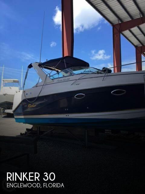 30' Rinker 270 Fiesta Vee