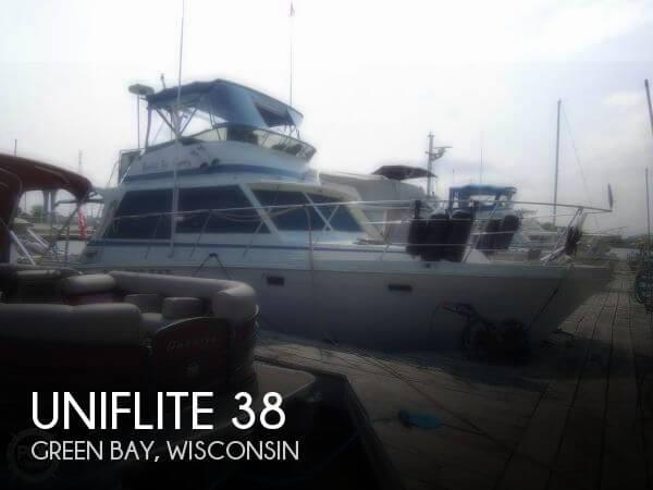 38' Uniflite 38 convertible