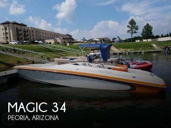 34' Magic Sorcerer Mid Cabin Open Bow