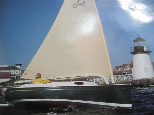 19' Alerion Cat Boat