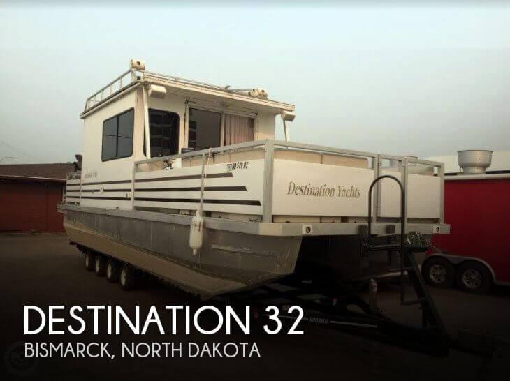 32' Destination Yacht 32